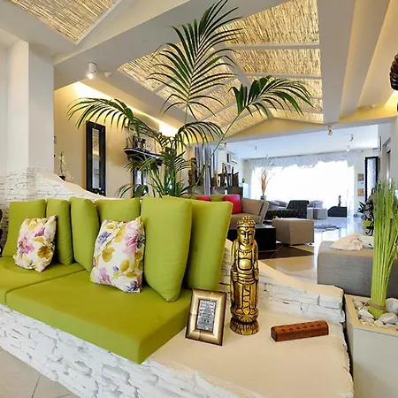 Hotel Thea
