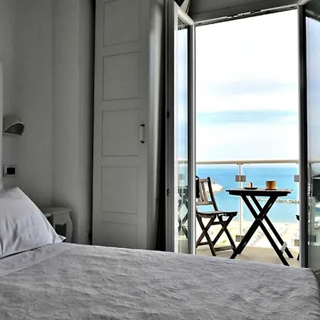 Thea 3* Gabicce Mare