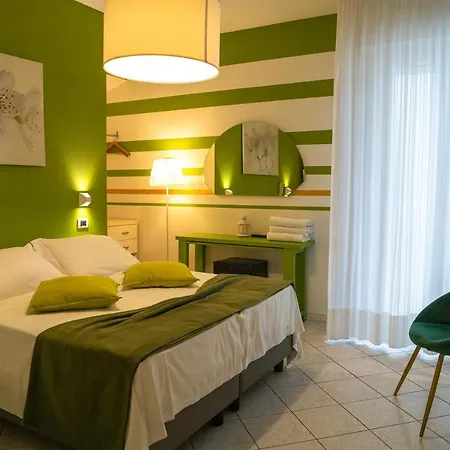 Thea 3* Gabicce Mare