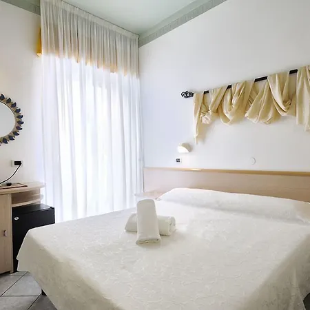 Otel Thea 3*