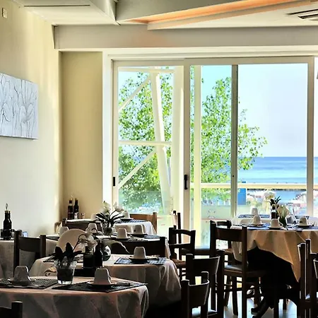 Thea 3* Gabicce Mare