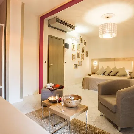 Thea Hotel 3*